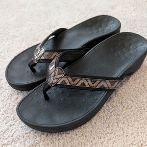 Vionic Women’s Size 9 High Tide Arch Sandal Flip Flop Black Orthopedic Classic